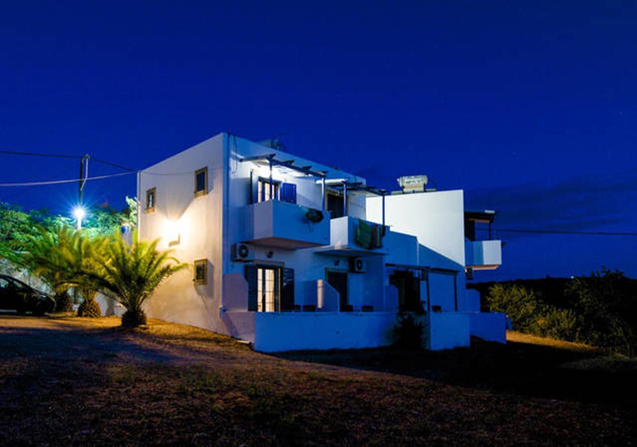 Contaratos Holiday Lettings Livadi  Exterior foto