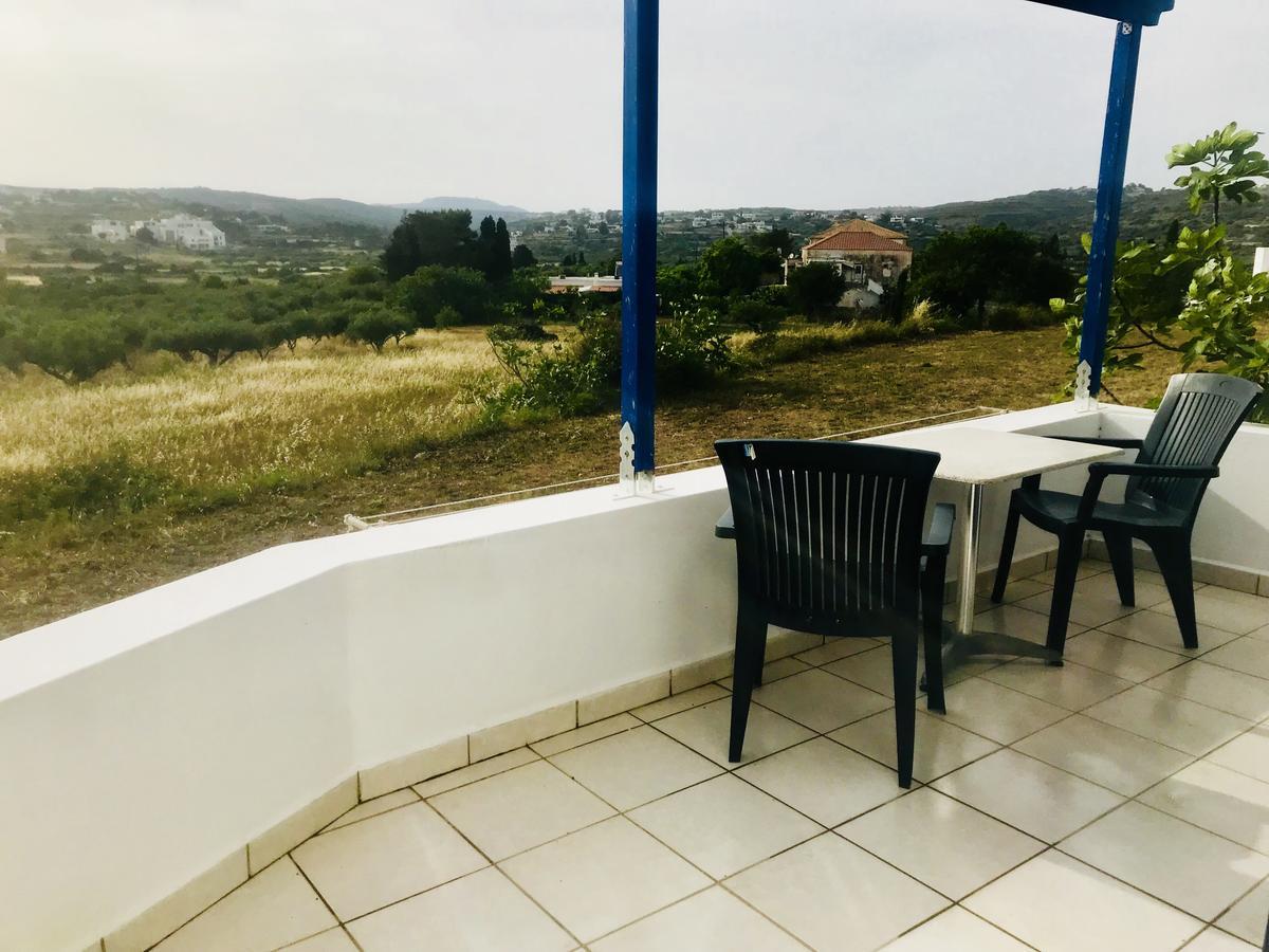Contaratos Holiday Lettings Livadi  Exterior foto